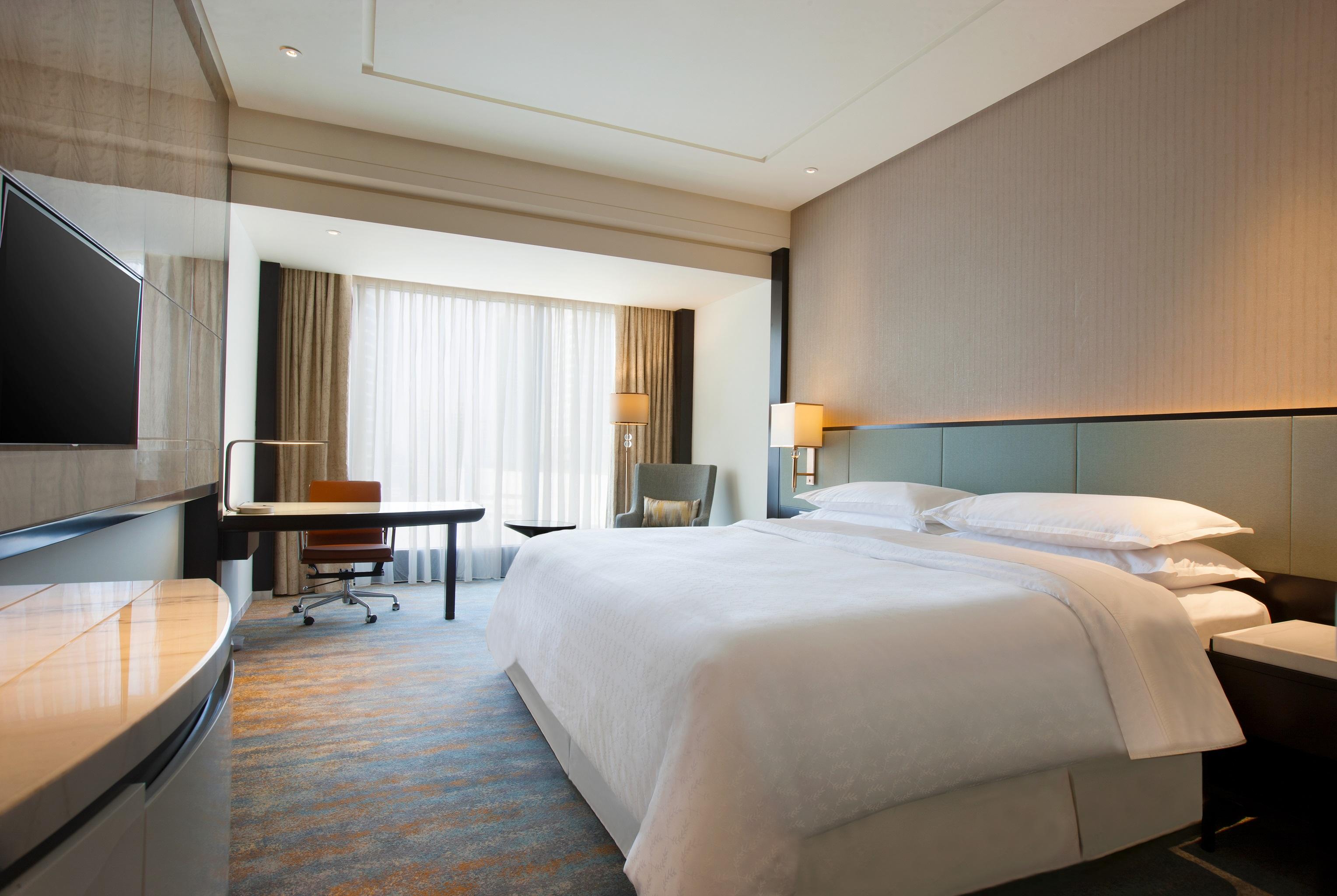 Sheraton Grand Jakarta Gandaria City Hotel Exterior photo