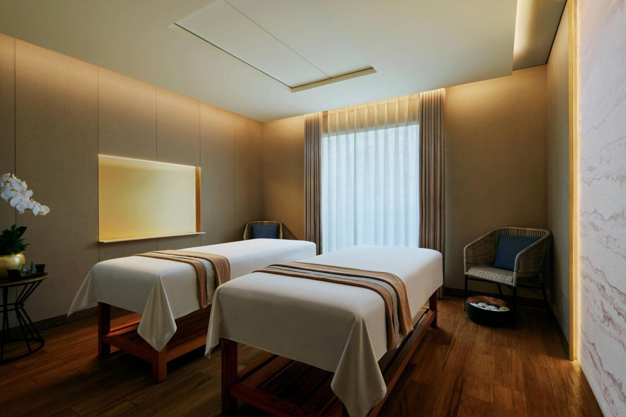 Sheraton Grand Jakarta Gandaria City Hotel Exterior photo
