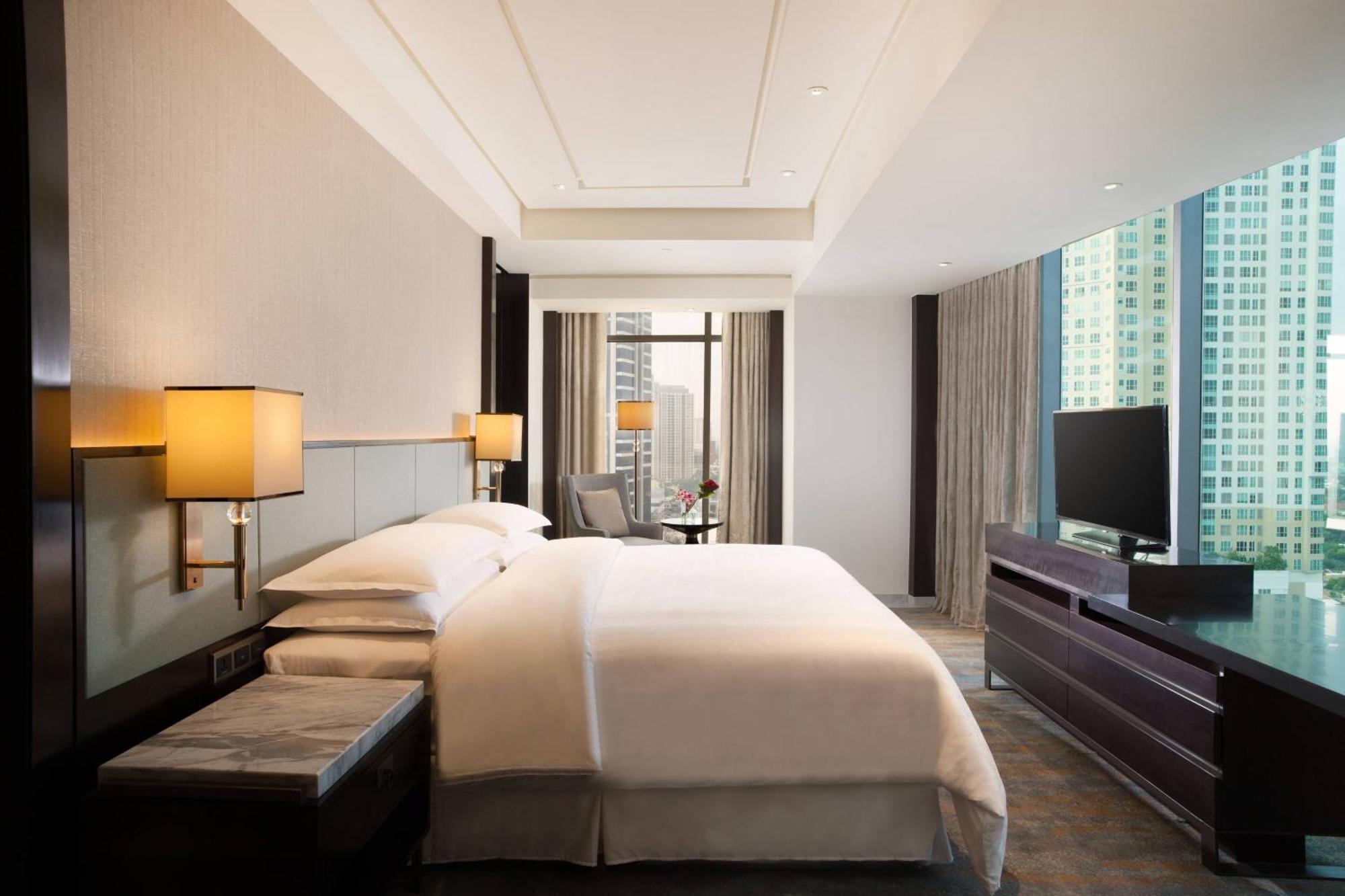 Sheraton Grand Jakarta Gandaria City Hotel Exterior photo